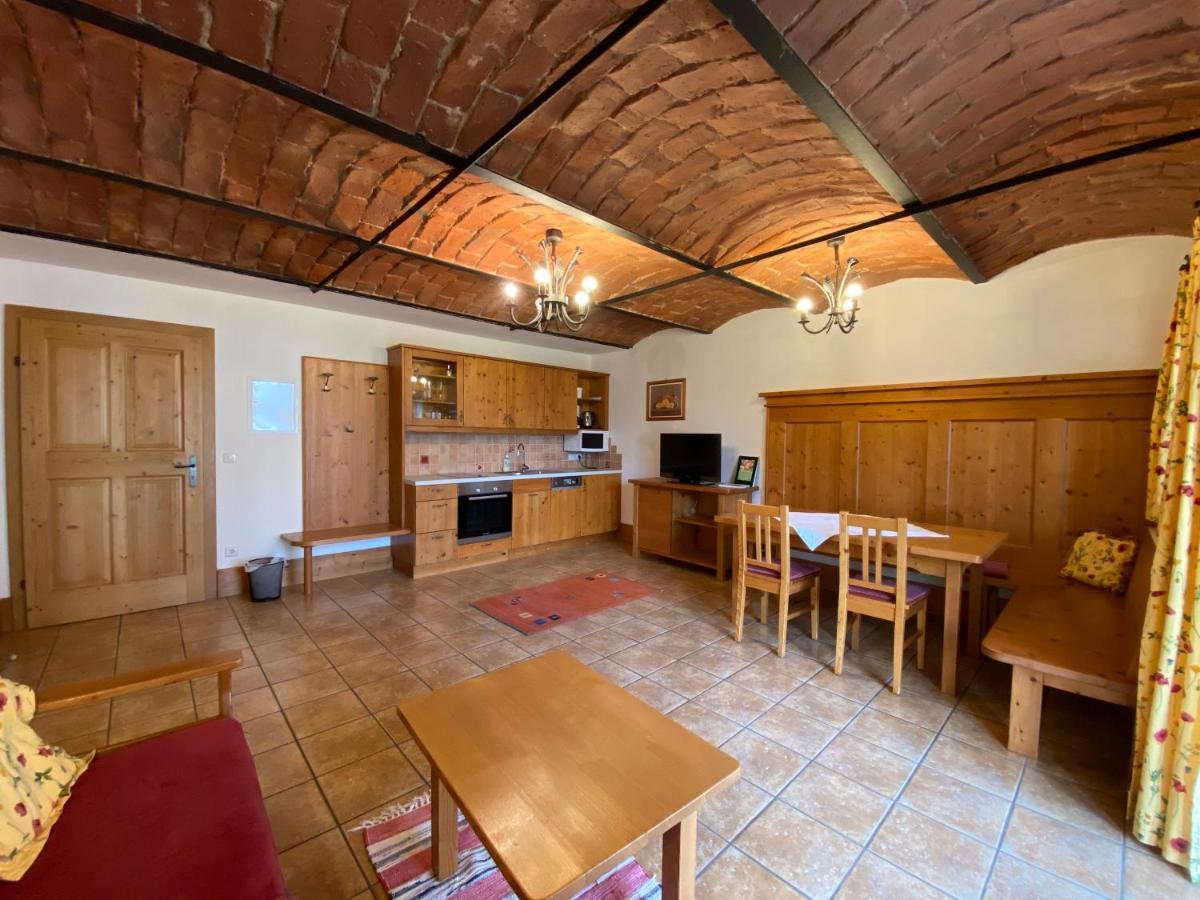 Kuerbishof Gartner Villa Fehring Kültér fotó