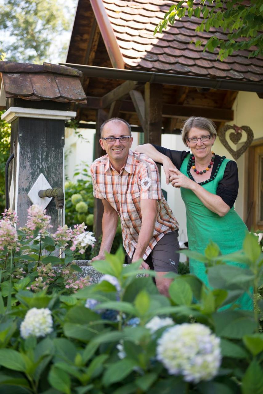 Kuerbishof Gartner Villa Fehring Kültér fotó