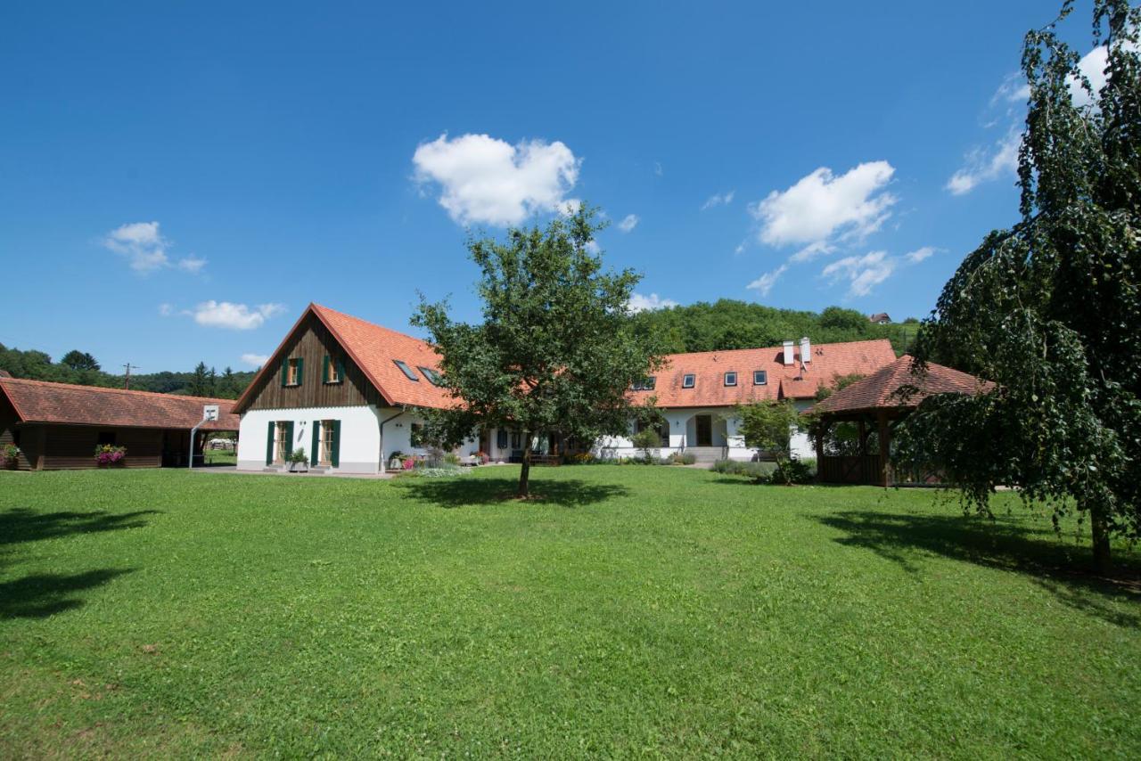 Kuerbishof Gartner Villa Fehring Kültér fotó