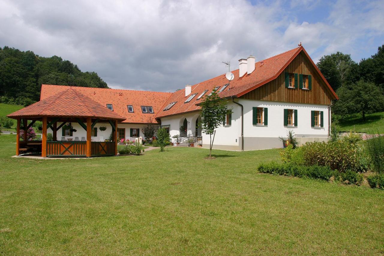 Kuerbishof Gartner Villa Fehring Kültér fotó